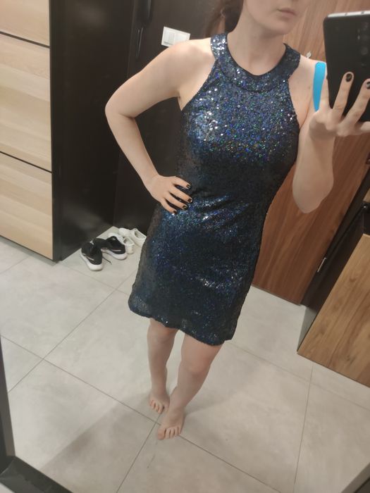 Cekinowa sukienka mini sylwestrowa nowy rok