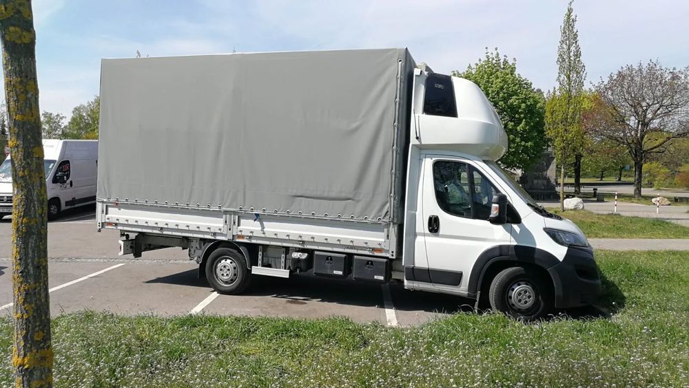 Peugeot Boxer plandeka 10EP  , firanka, kabina sypialna, nowy silnik. Stary silnik dodaję gratis.