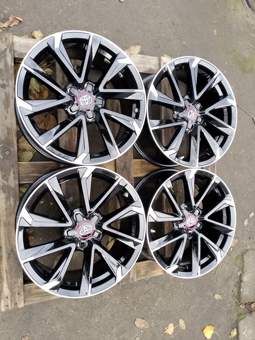 Felgi aluminiowe Toyota Corolla 18 5x114.3