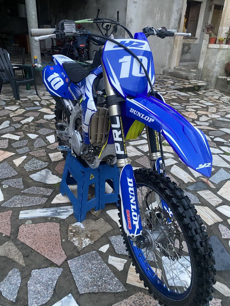 Yamaha yzf 450.