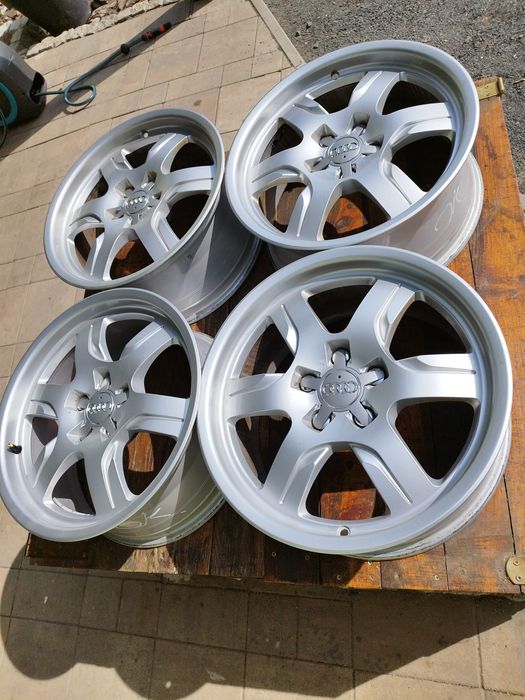 Felgi  5x112  17" ET28 7.5J 66,6mm — Audi— stan BD