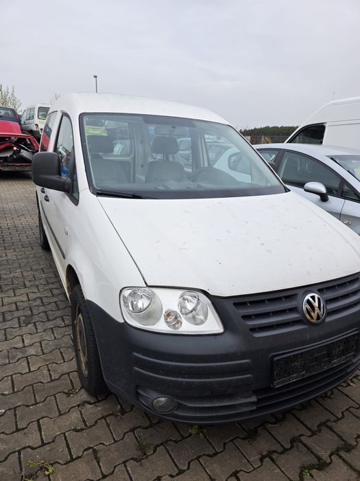 Автомибіль volkswagen caddy