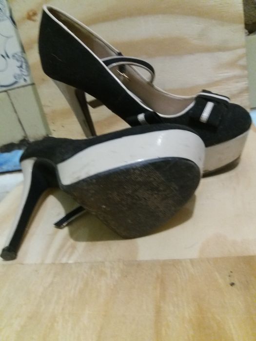 Стильные туфли две пары