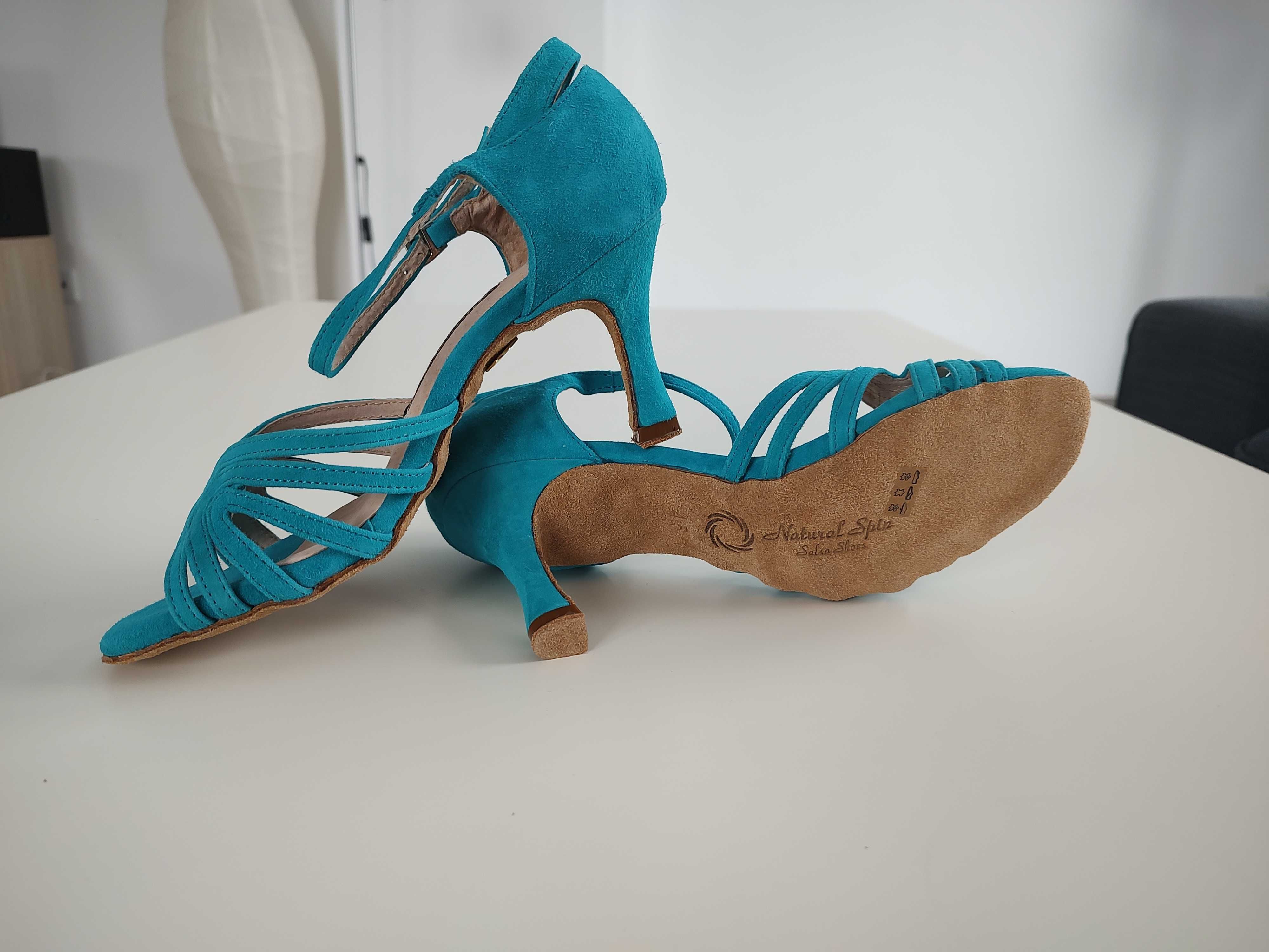 Buty do tańca towarzyskiego, salsa, bachata, tango