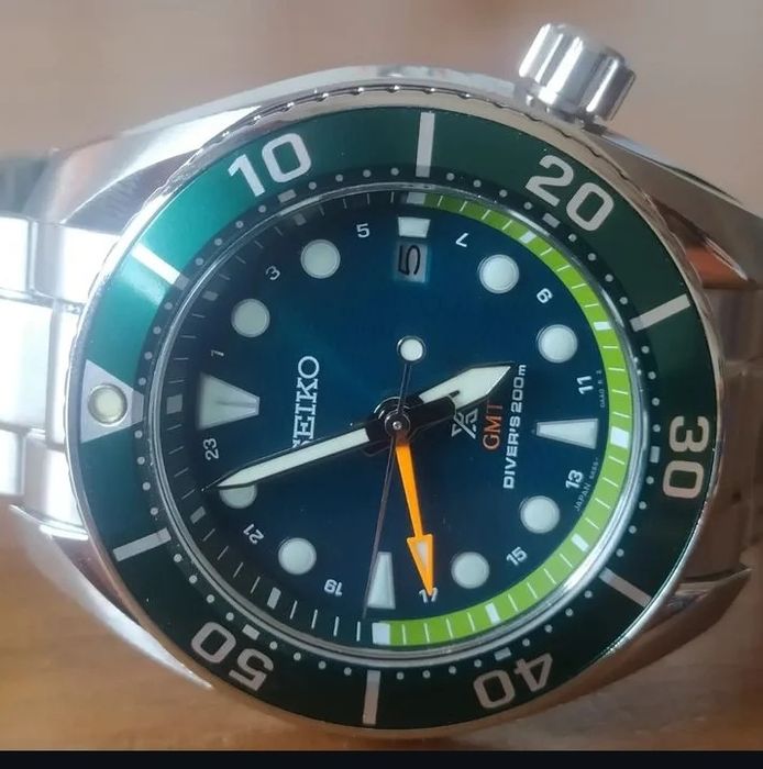 Seiko Prospex  Sumo Solar GMT Diver SFK003J1 45mm 200m WR safira.