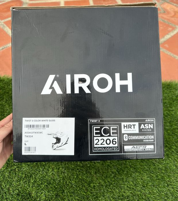 Airoh Twist 3 - Branco