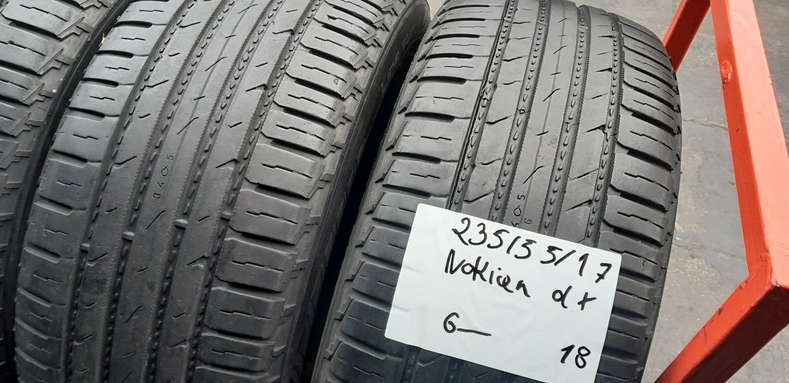 Opony Letnie 235÷55÷17÷.NOKIAN.Rok 2018.Cena 400 zł kpl-4 sztuki.