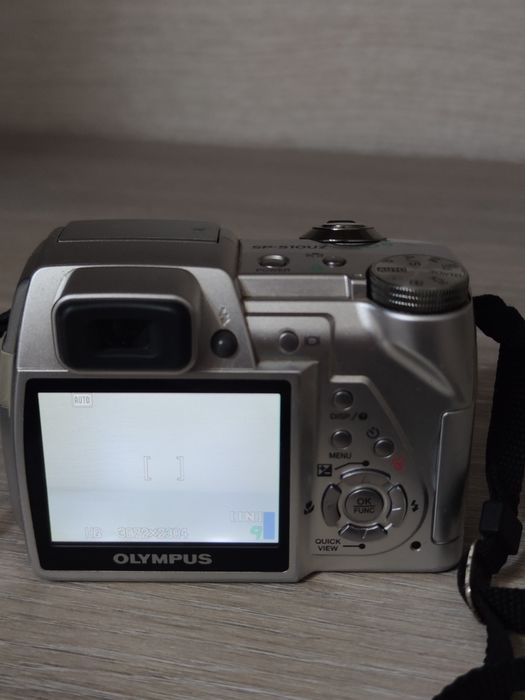 Цифрова камера Olympus SP-510UZ
