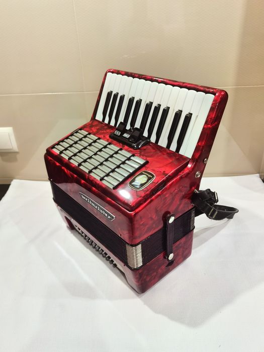 Akordeon Weltmeister Stella 48 basów