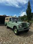 Land Rover Santana Series III 109