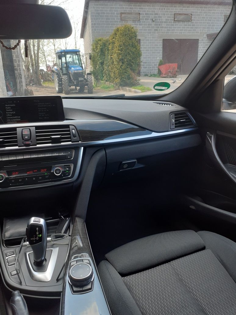 Sprzedam BMW SERI 3 F30