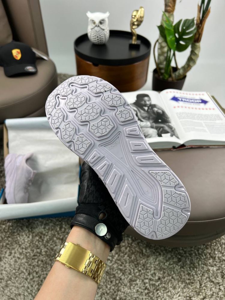 Жіночі кросівки хока HOKA Clifton 8 Light Purple Grey [37-41]
