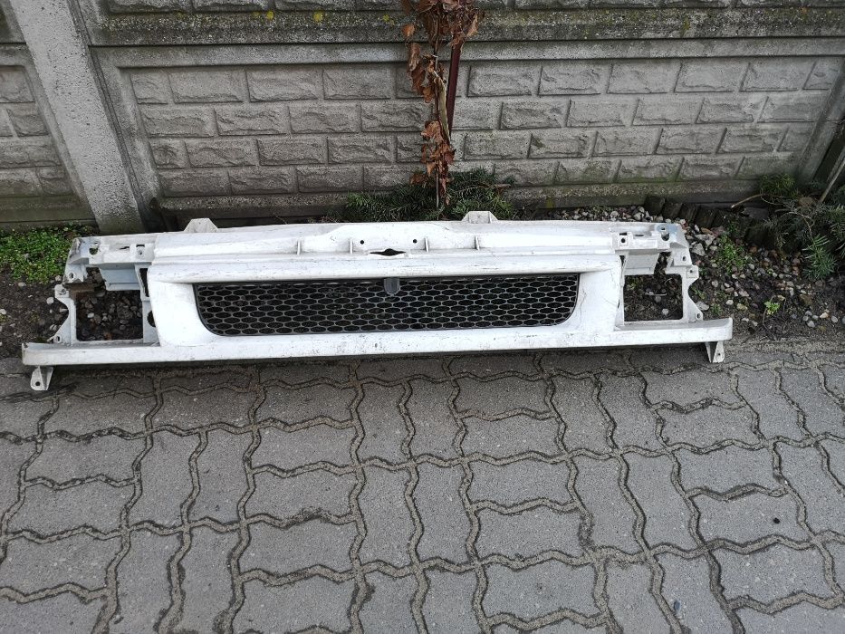 Przedni Pas Grill Kratka Wzmocnienie Ford Transit MK6