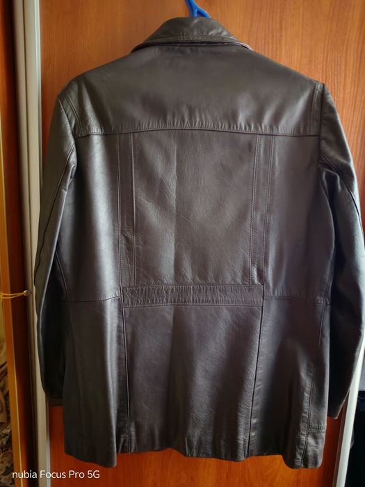 Мужской кожаный пиджак