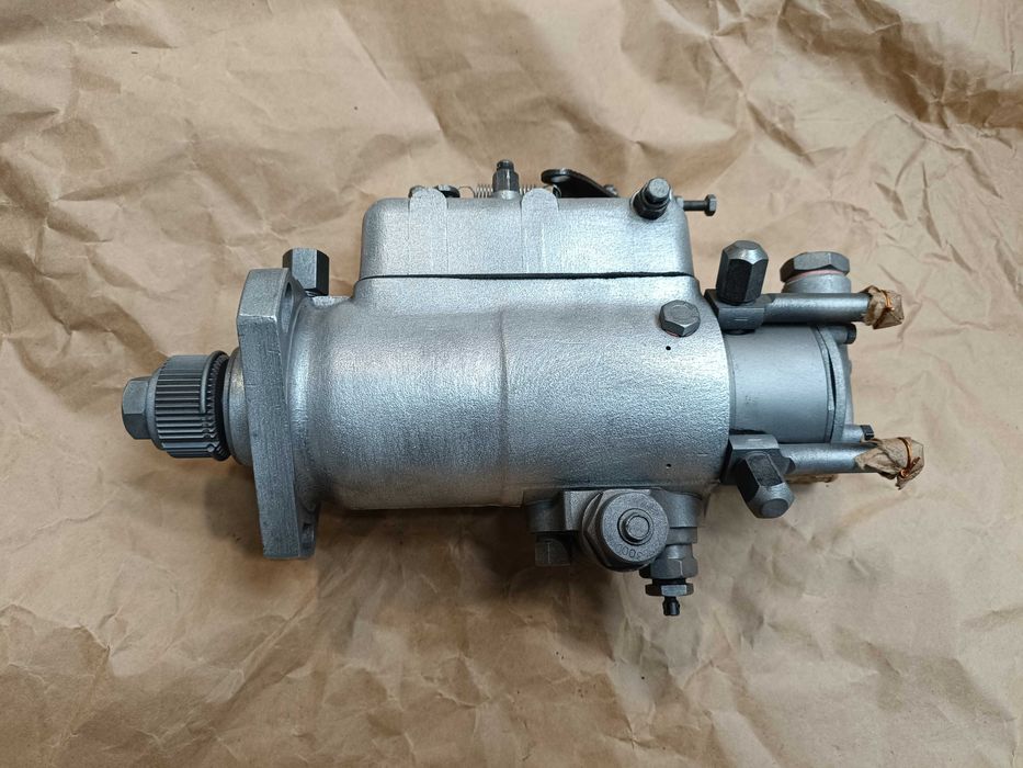 pompa wtryskowa 4p ursus perkins bułgar jcb bobcat c360 MF4 mf zetor