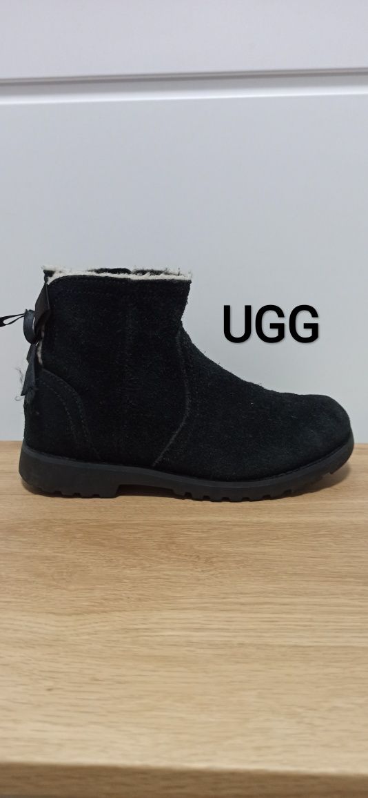 Botki dziewczęce UGG Cecily 32,5 czarne zamszowe zamsz Ankle Boots