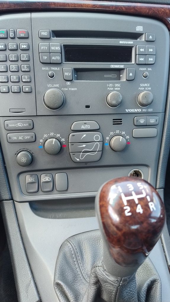 Volvo S80 2.4 140KM