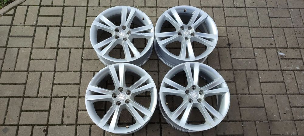 FELGI ALUMINIOWE 6J0601025C 5x100 7Jx17 CALI ET43 SEAT IBIZA LEON VW SKODA AUDI 4 SZTUKI KOMPLET