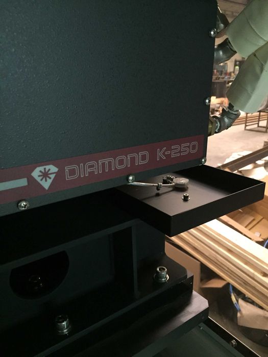 Laser do cięcia szkła