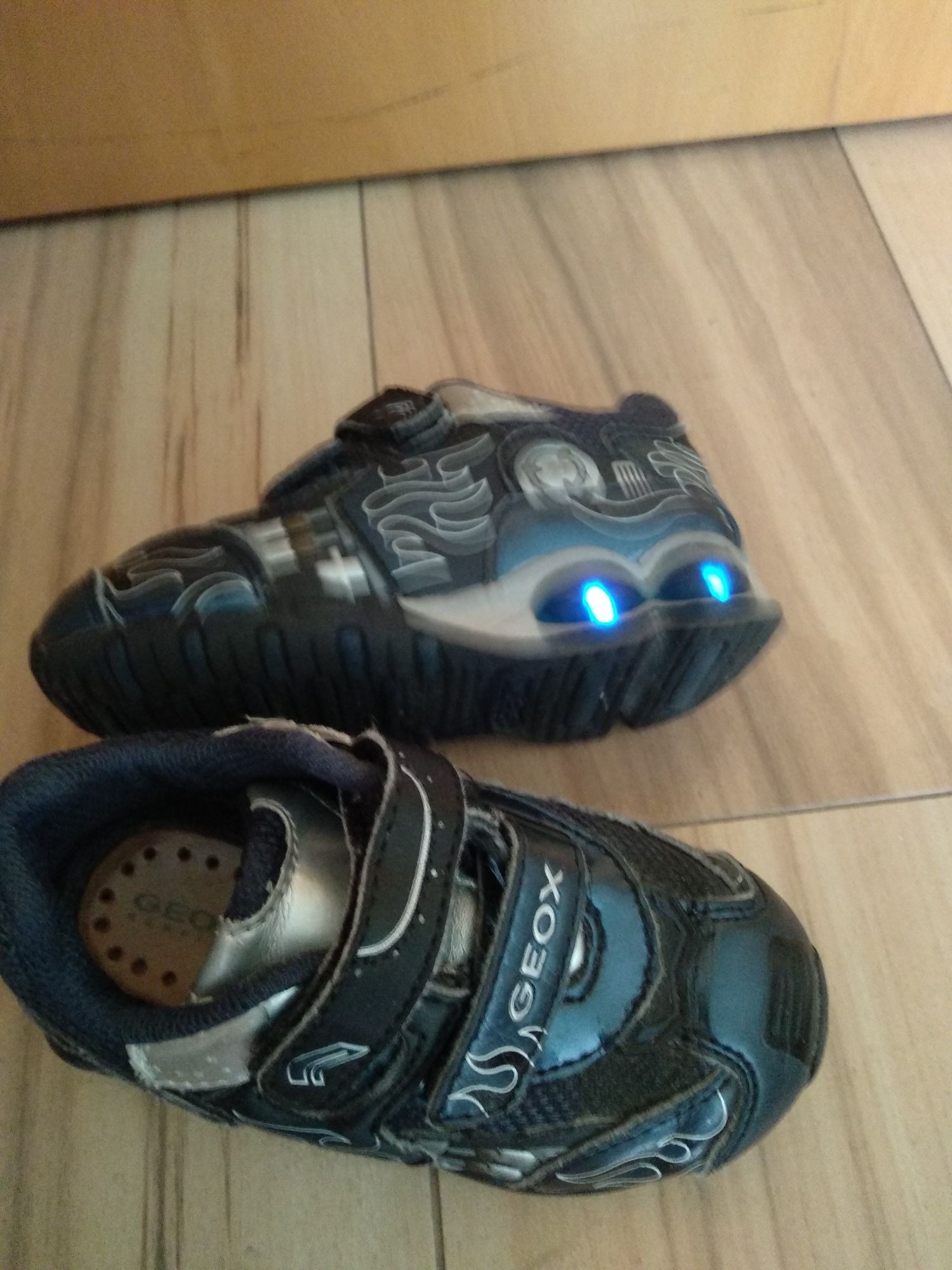 Saparilhas Geox 22