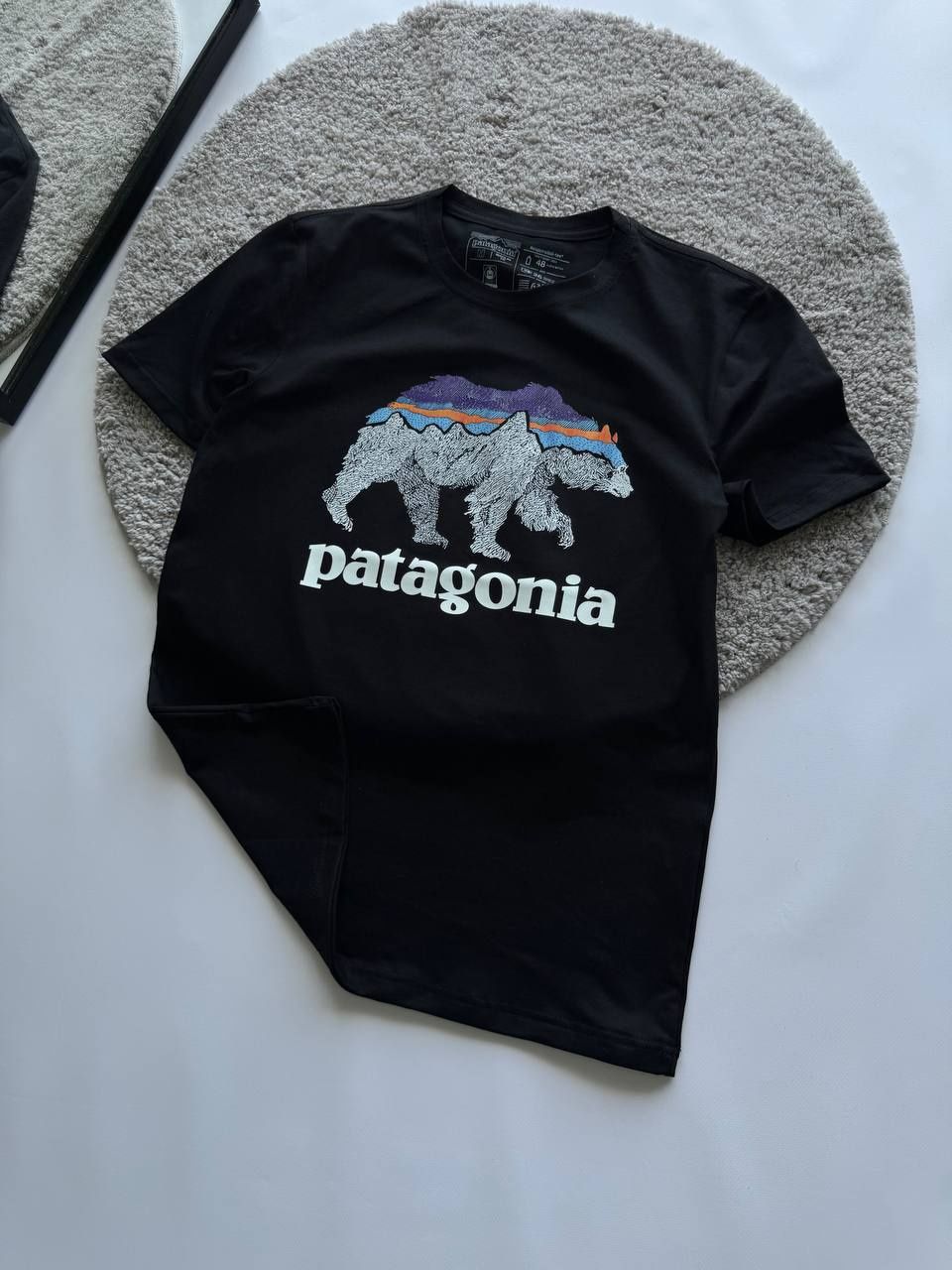 Футболка Patagonia чорна