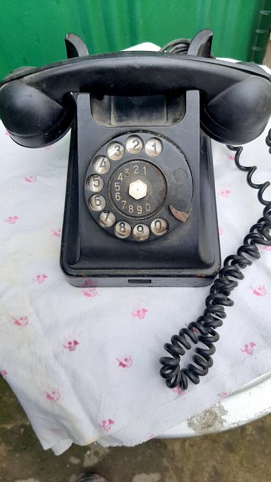 Телефон карболитовый