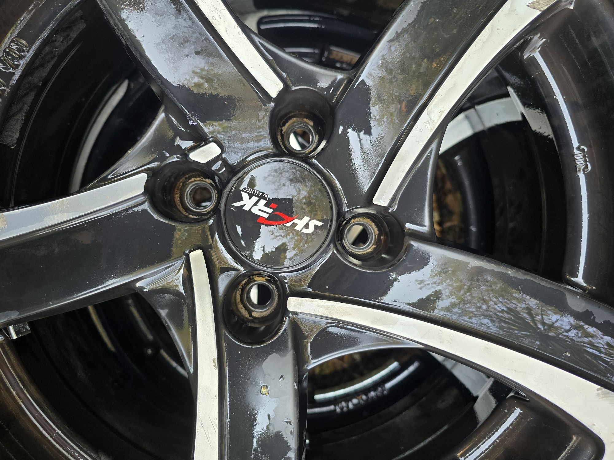 Jantes 17 4x108 shark