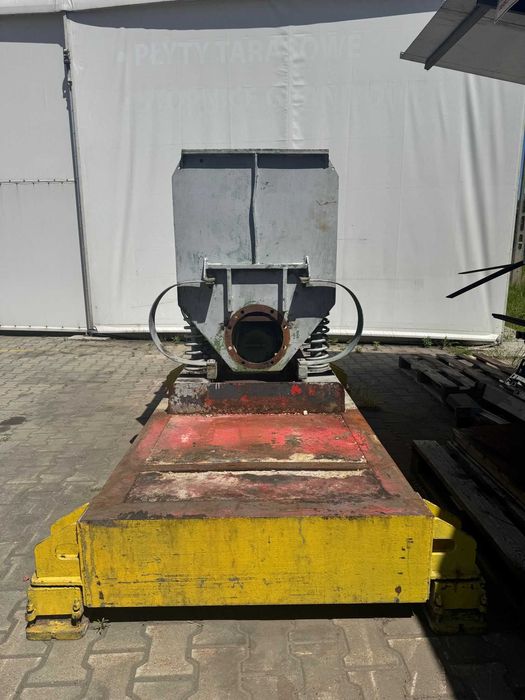 TROWAL - wibrator rynnowy