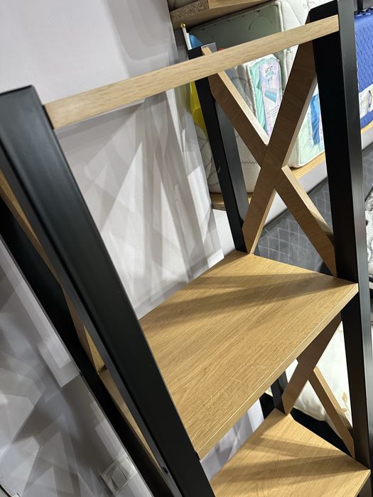 Стелаж в стилі лофт