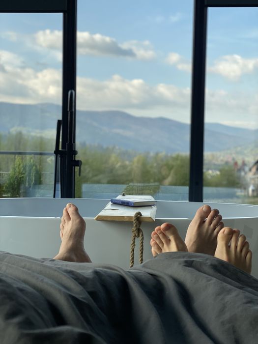 Оренда котеджу в Карпатах з безлімітним чаном