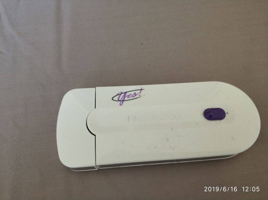 Máquina depiladora com luz pulsada