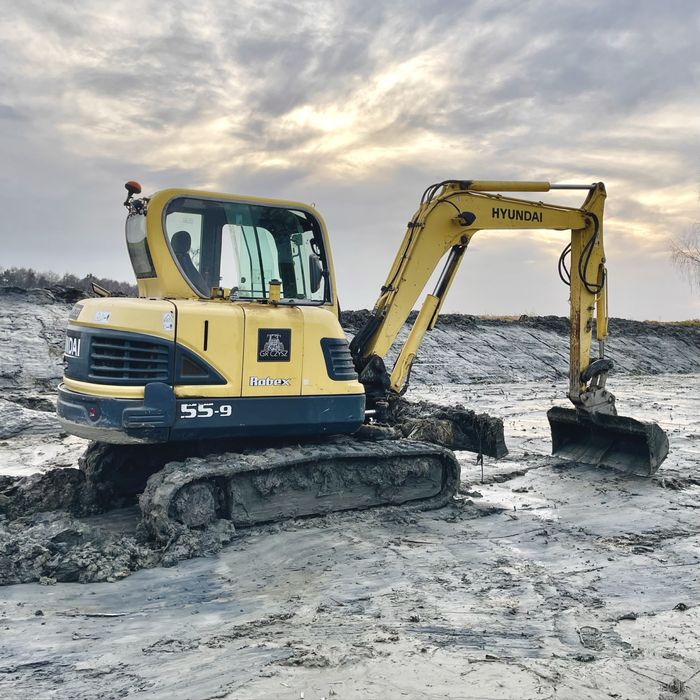 Prace melioracyjne- czyszczenie, odmulanie, pogłębianie stawów koparką