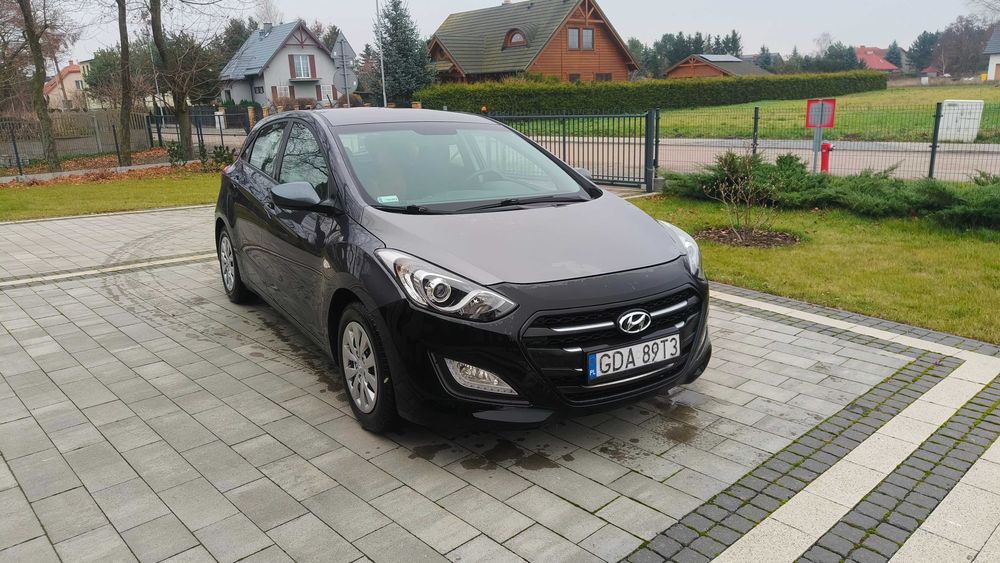 Hyundai i30 1.4 BlueDrive Classic Benzyna 100 KM