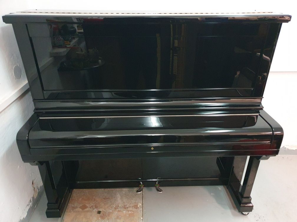 Pianino Steinway & Sons, najwyższa półka. Obniżka ceny o 13 tys..