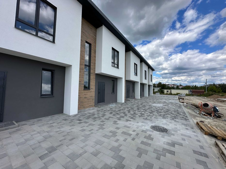 Таунхаус 75 м² з вдалим плануванням у передмісті Києва!