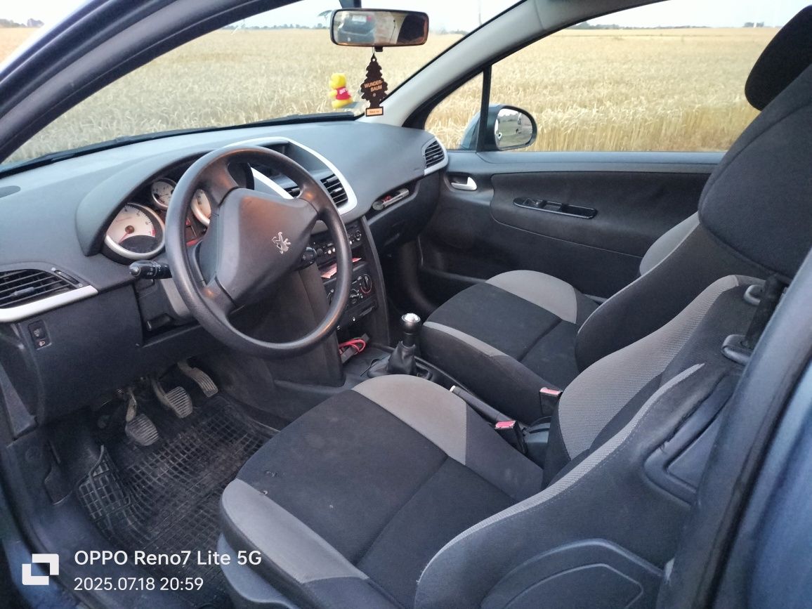 Peugeot 207 1.4 90km  2008r