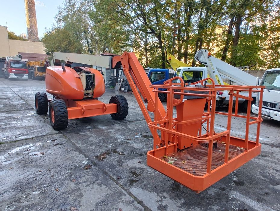 Podnośnik koszowy przegubowo teleskopowy samojezdny JLG 600 AJ