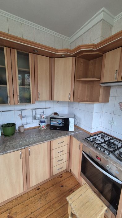 Кухня ,повний комплект у хорошому стані