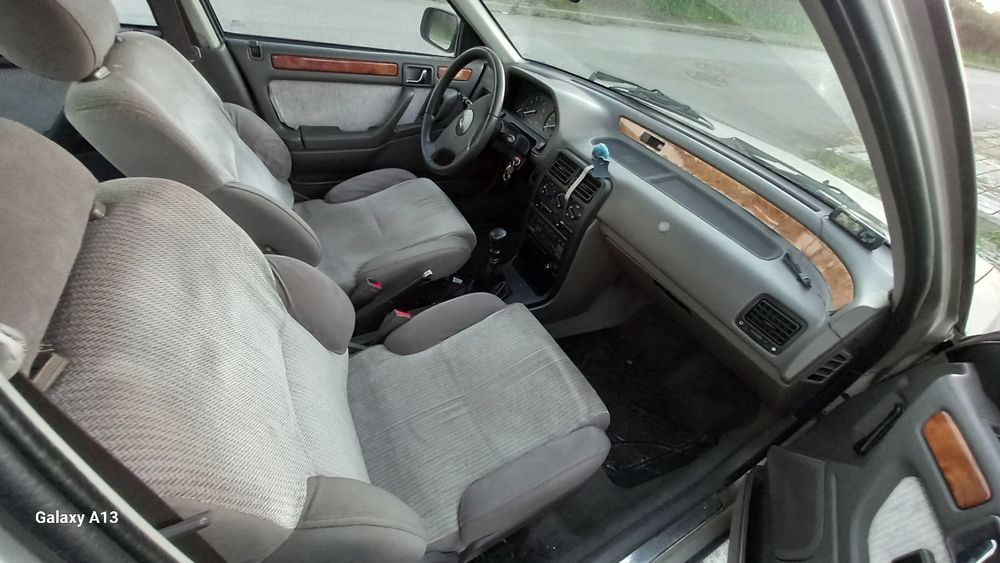 Rover 414 a gasolina e GPL