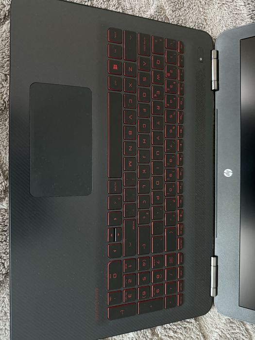 Portátil HP 15-ax002np