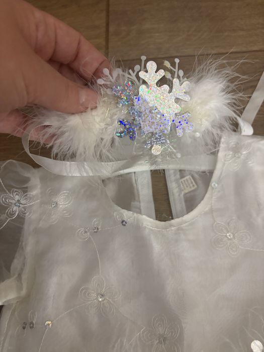 Плаття сніжинка на 2,5-3,5 рочки