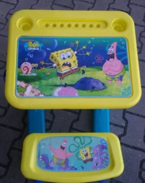 Secretária sponge Bob