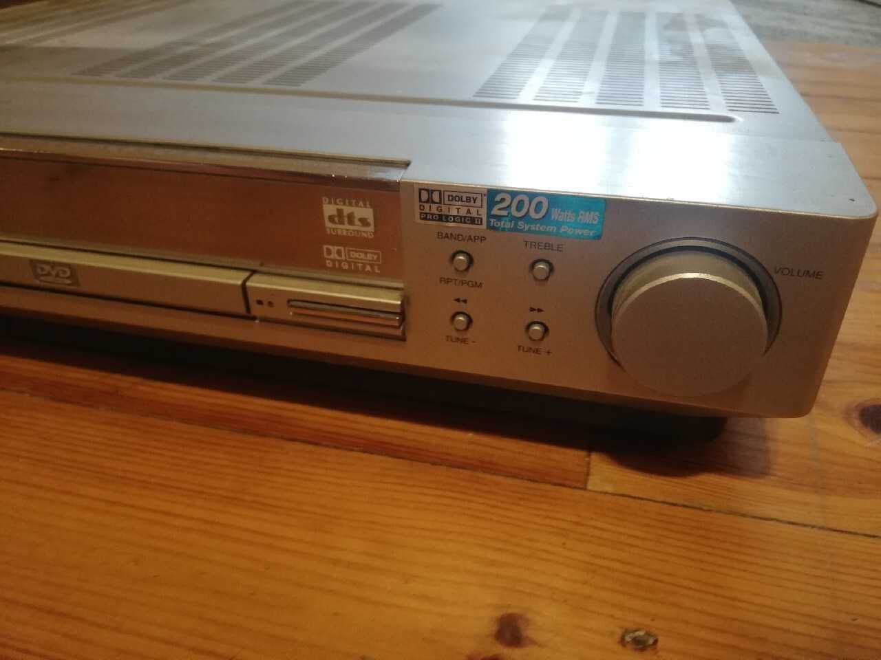 Kino domowe Thomson DPL910