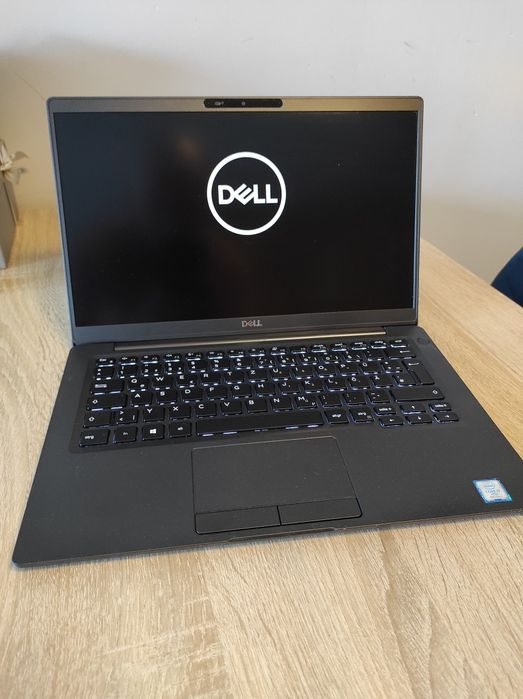 Laptop Dell Latitude 7400 • i7-8650U • 16 GB • 512 GB • UHD 620 • 14.1
