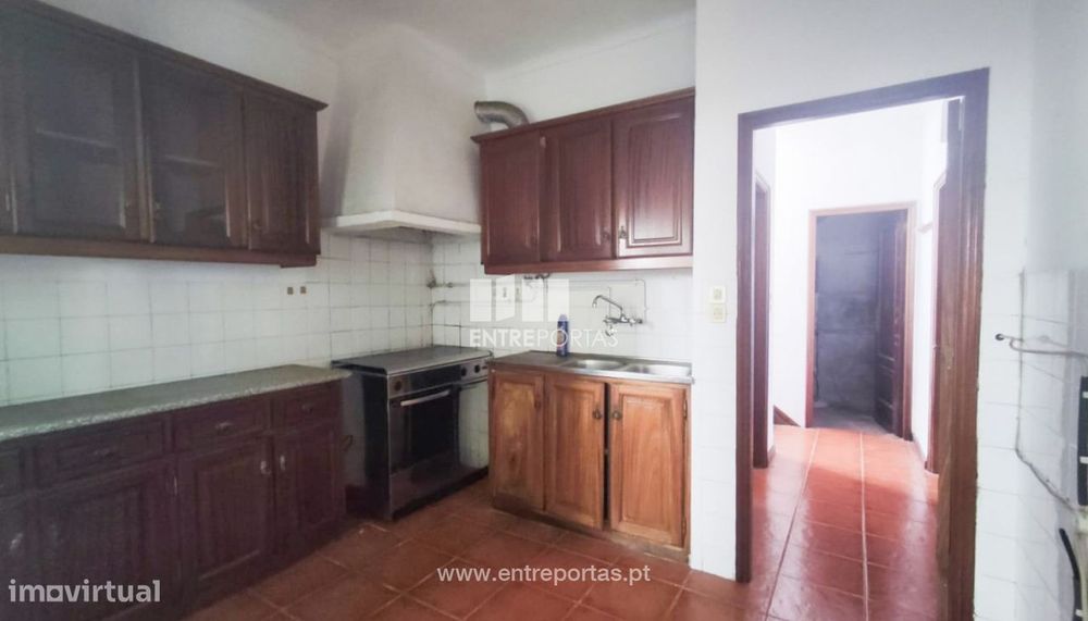 Moradia V3 para venda na freguesia Santa Marta de Portuzelo, Viana do