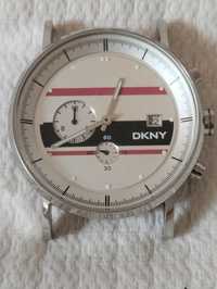 Часы винтажные DKNY