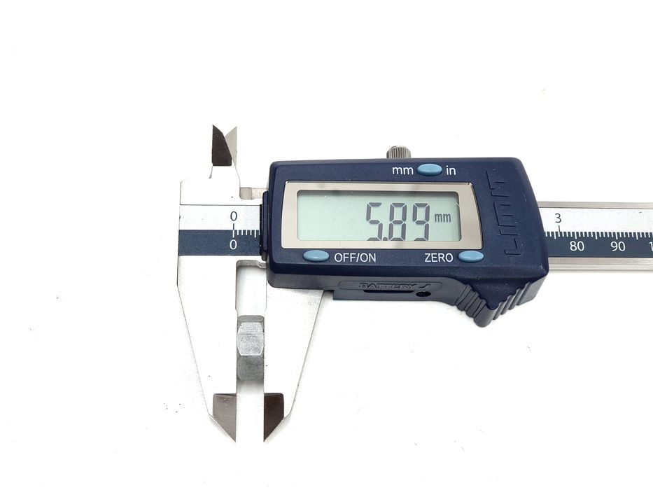 NOWA Nakrętka M8 koło przód Romet Universal Tyler PRL klucz 13 mm