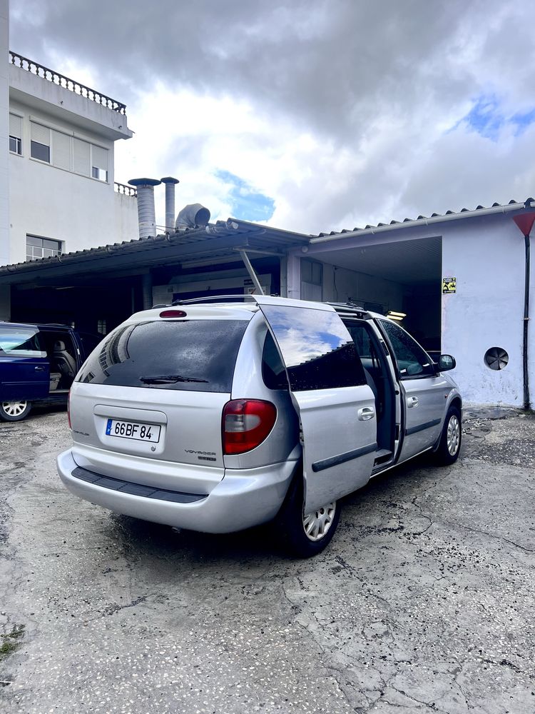 Clrysler voyager 2.5 141