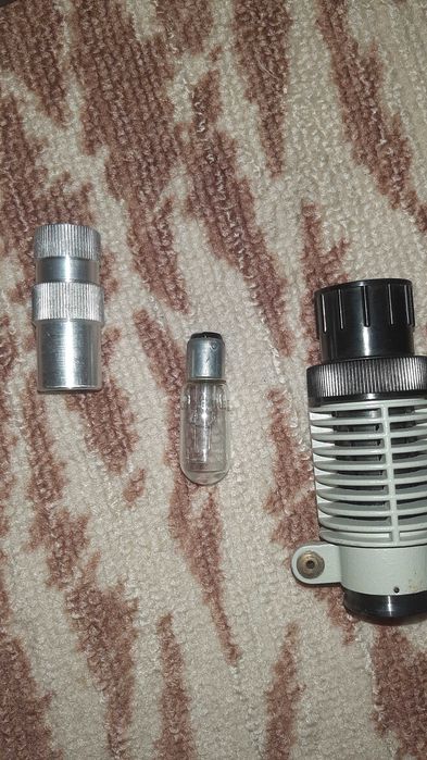 Лампочка 8в 20вт.