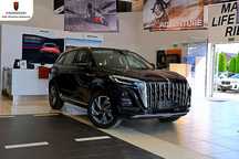 Hongqi HS3 ~FV23%~Aktywny Grill Przedni~Reflektory LED~Apple CarPlay + Android
